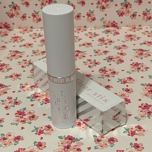 Colourpop No Filter Stick Foundation Light 67 N